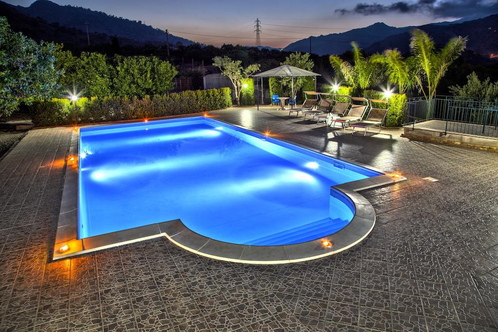 Gaggi Casa Vacanze Alcantara מראה חיצוני תמונה