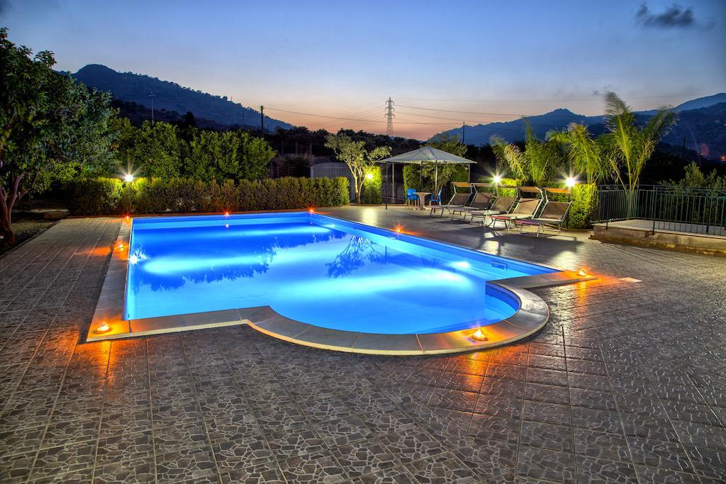 Gaggi Casa Vacanze Alcantara מראה חיצוני תמונה