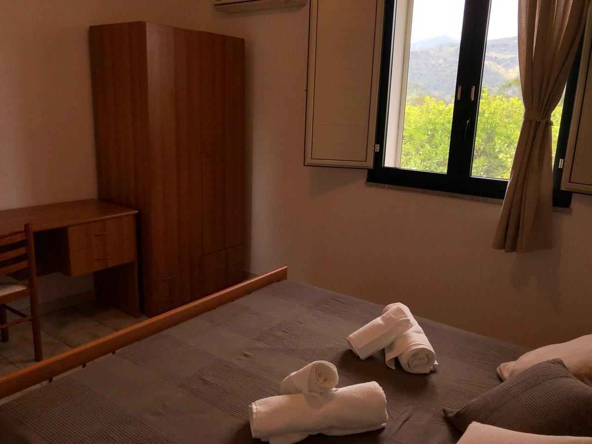 Gaggi Casa Vacanze Alcantara מראה חיצוני תמונה
